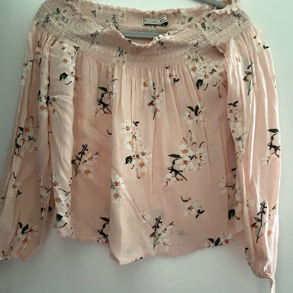 Abercrombie & Fitch Pink Pleated Ruffled Blouse